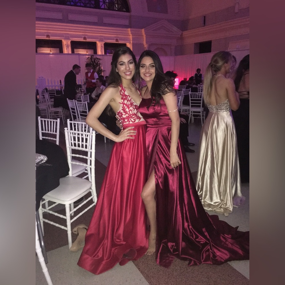 A&N luxe Label red prom dress